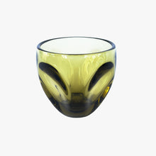 Load image into Gallery viewer, vintage Russel Wright pinch cups, chartreuse